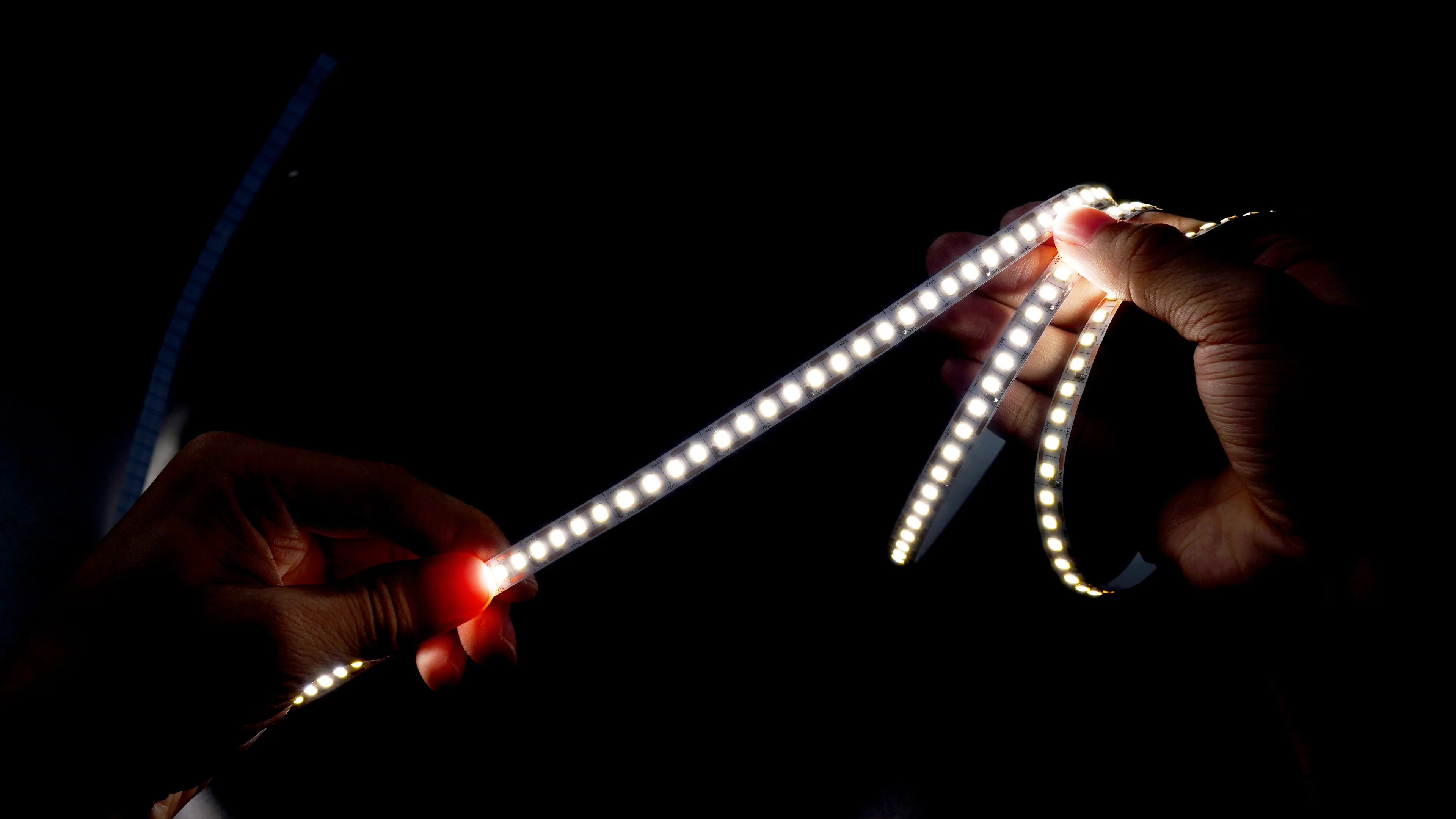 Scenario Case - Cuttable LED Strip Lights, Free Cutting Every 4.2mm, 150 lm/W, CRI >95