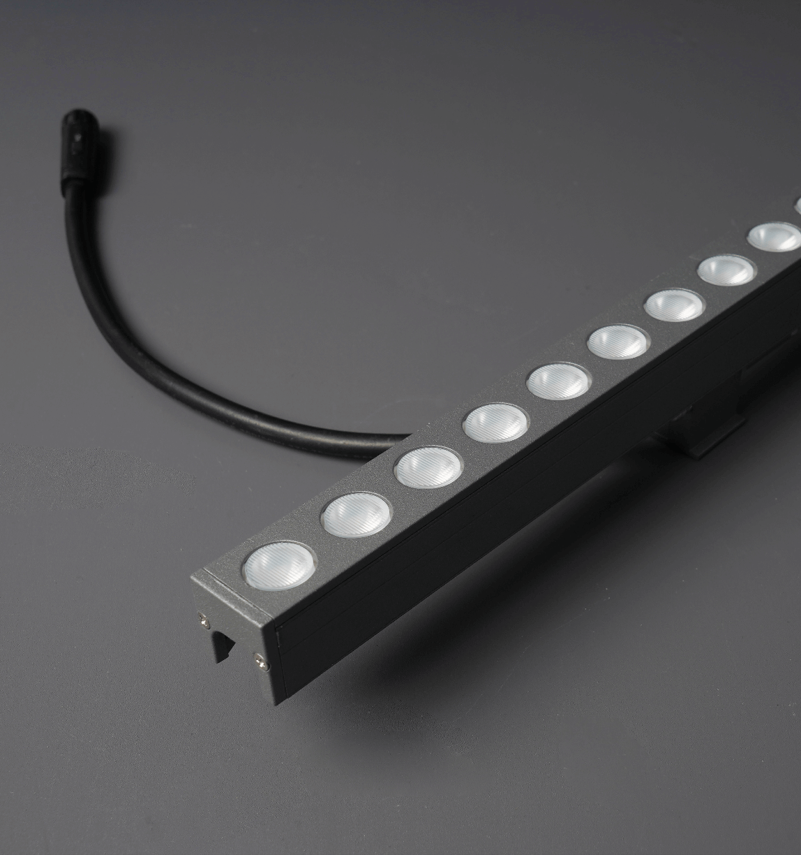 Linear Wall Washer Fixtures