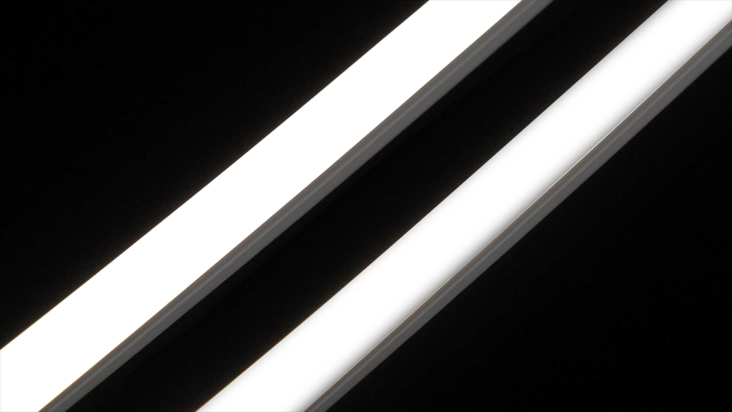 Non-Uniform Illumination (Edge-to-Center Variation)