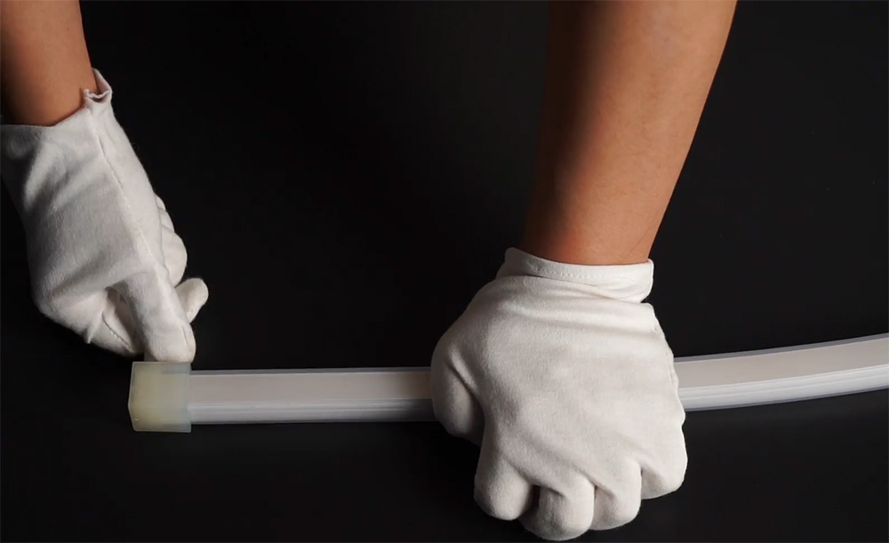 IP67 Weather Proof Neon Flex for Outdoor Facades and Landscapes Lighting