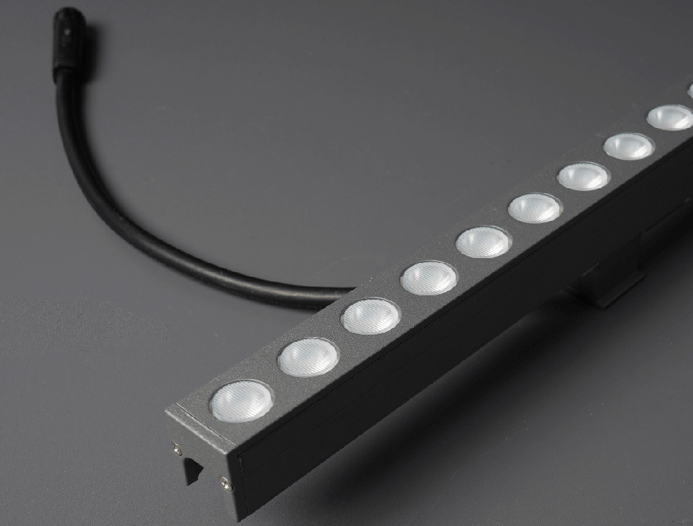 Linear Wall Washer Fixtures