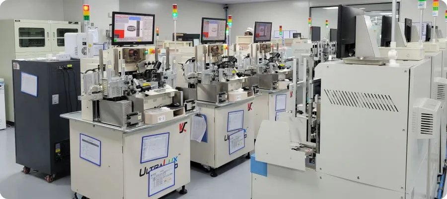 Independent Production Throughout the Entire Supply Chain - Service - COLORS Lighting